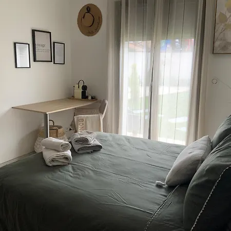 Un Bon Cocon Prive Climatise Homestay *
